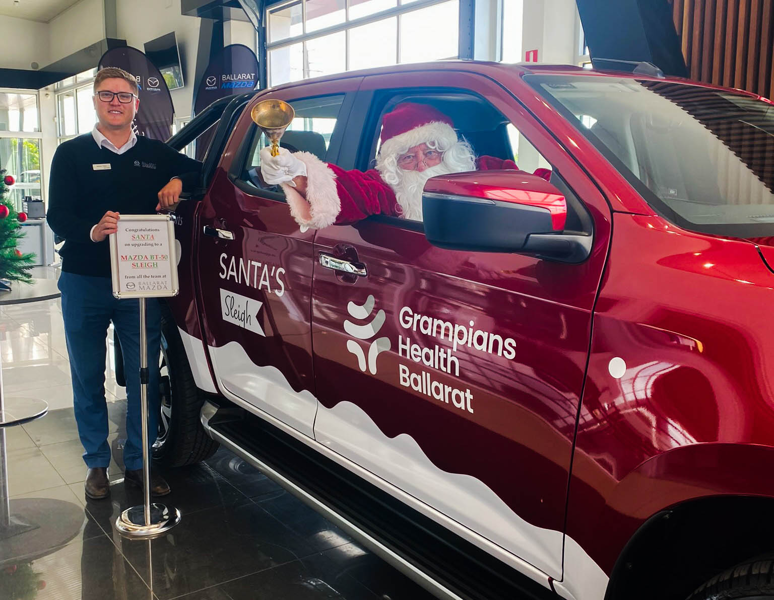 Santa Dave Gets A New Sleigh Santa Dave Gets A New Sleigh