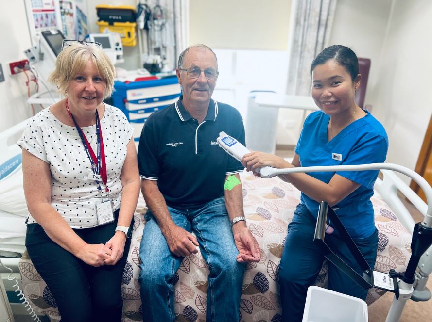 Edenhope Lions Club Funds Laser Vein Finder For Hospital Edenhope Lions Club Funds Laser Vein Finder For Hospital