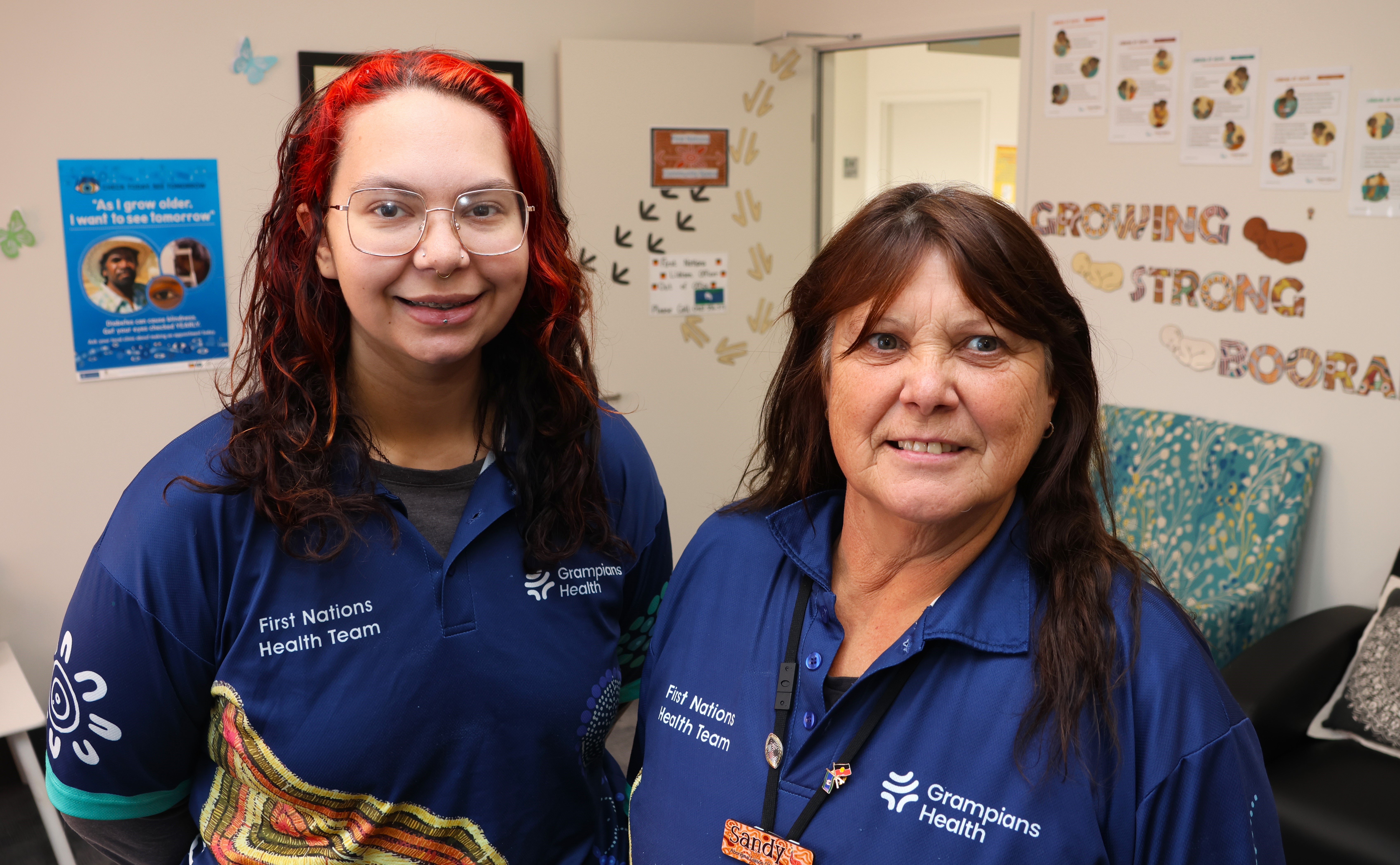 Sandy Helps Spread The Support Sandy Helps Spread The Support