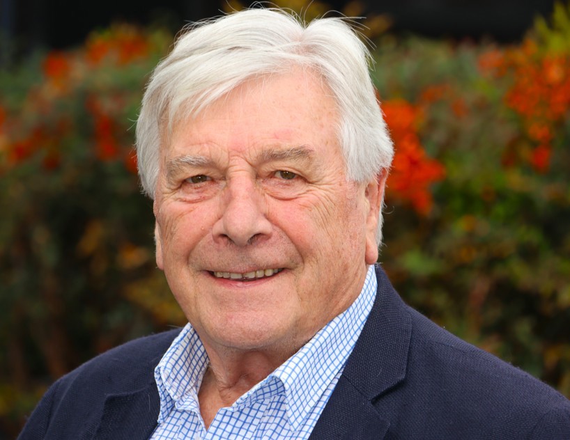 Hon. Rob Knowles AO