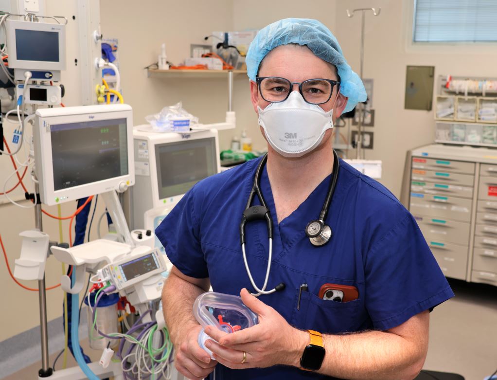 Anaesthetist Enjoying His Work At Grampians Health Stawell Anaesthetist Enjoying His Work At Grampians Health Stawell