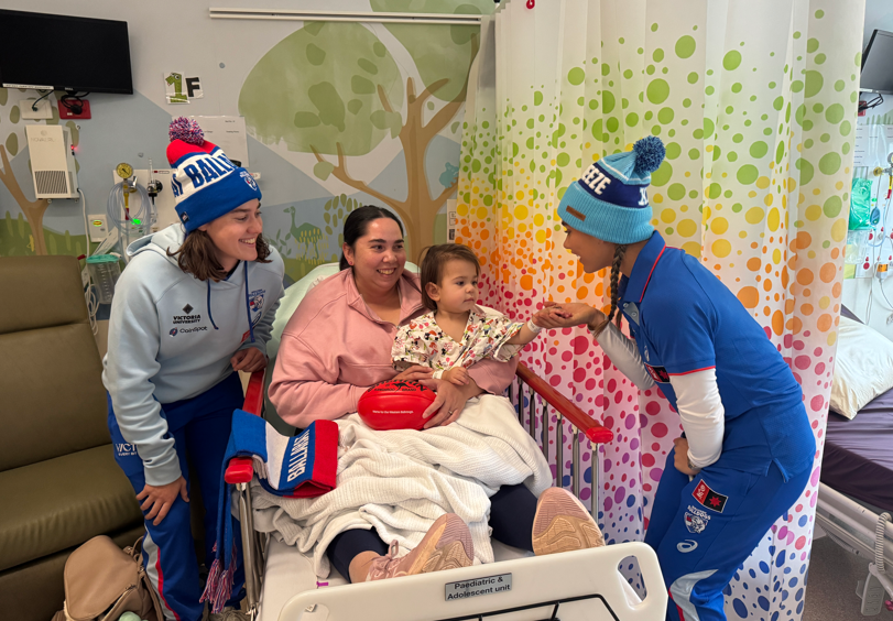 Western Bulldogs AFLW Players Tackle The Children’S Ward